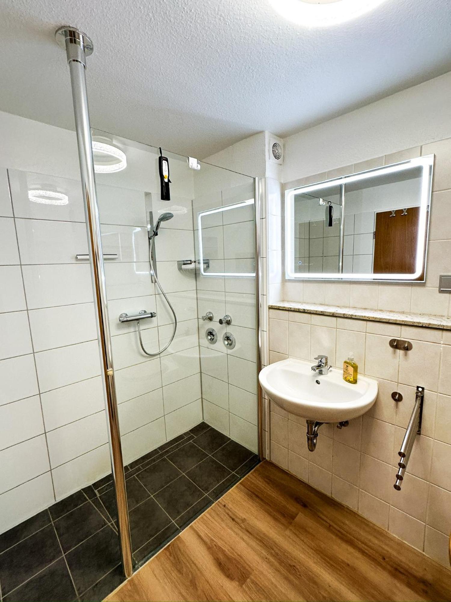 Ferienwohnung Havenblick Wilhelmshaven Exterior foto