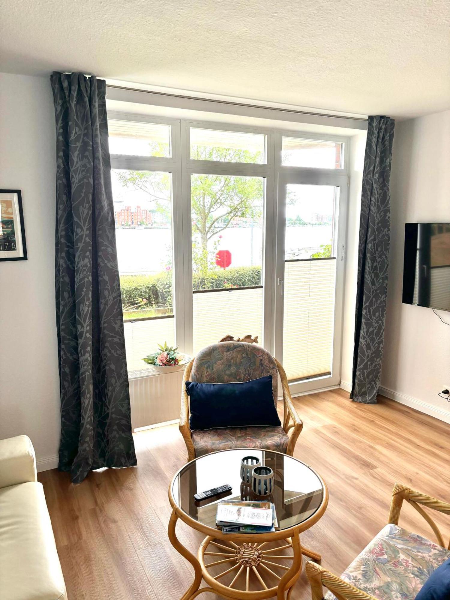 Ferienwohnung Havenblick Wilhelmshaven Exterior foto